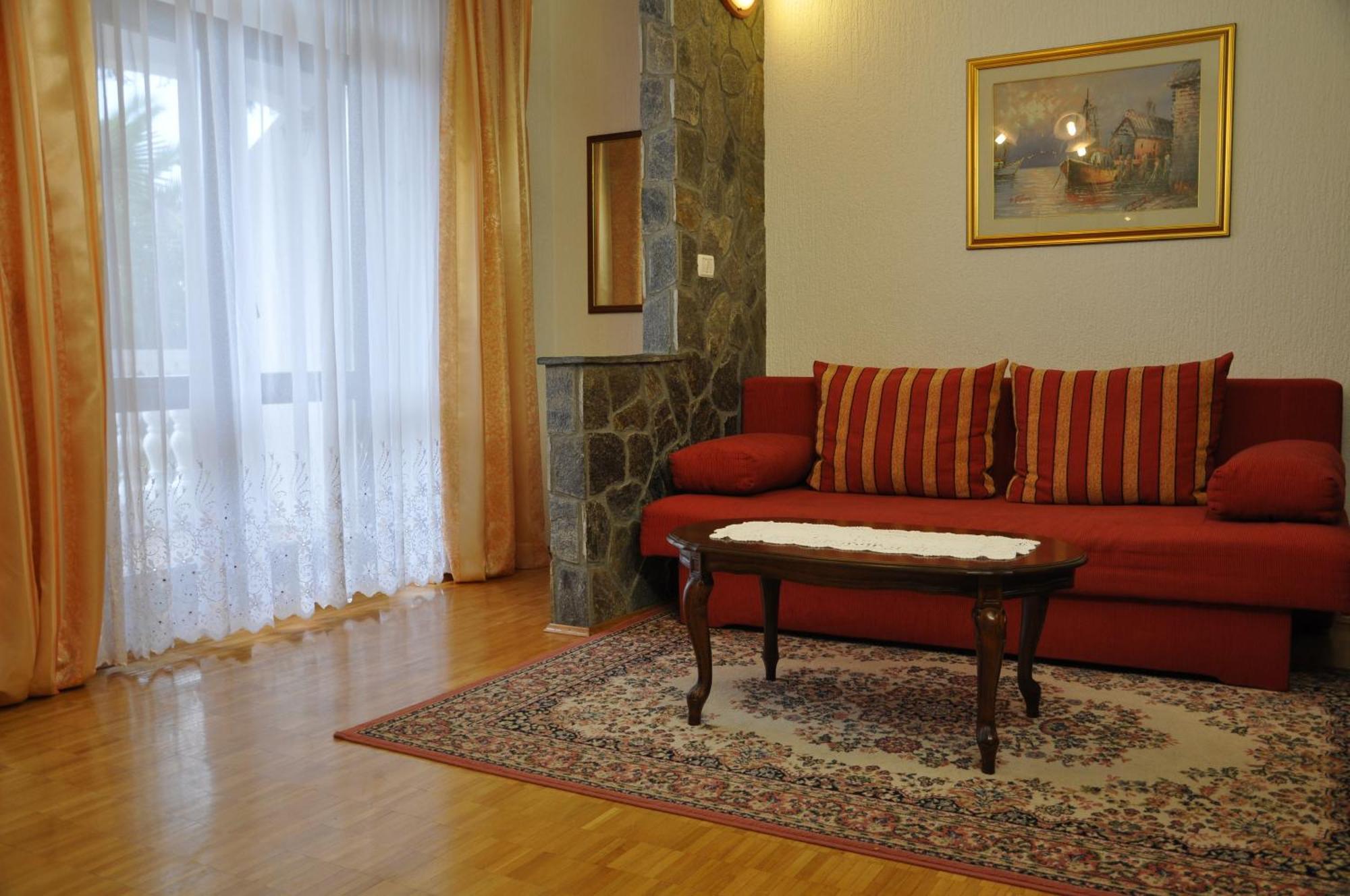 Apartments Ananina ポルトローシュ エクステリア 写真