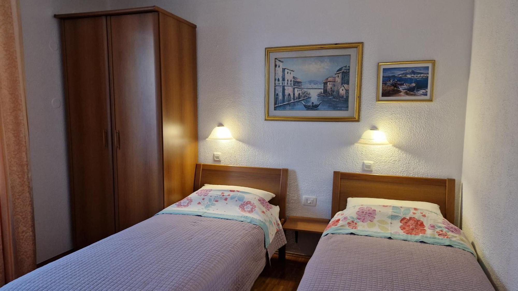 Apartments Ananina ポルトローシュ エクステリア 写真